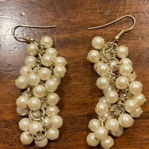 Chic Faux Pearl Cluster Drop Earrings